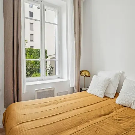 Neuf - De Gamme Apartment